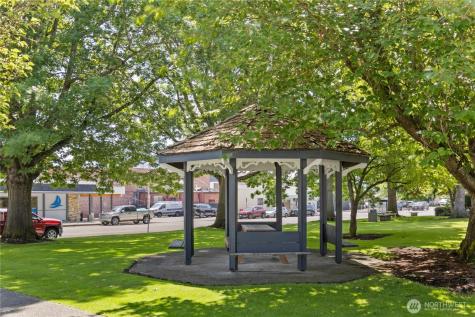 1107 Griffin Avenue Enumclaw WA 98022