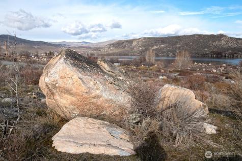 0 Lazy Lightning Lp Lots 1 & 4-6 Pateros WA 98846