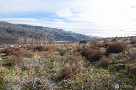 0 Lazy Lightning Lp Lots 1 & 4-6 Pateros WA 98846