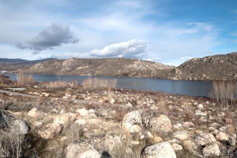 0 Lazy Lightning Lp Lots 1 & 4-6 Pateros WA 98846