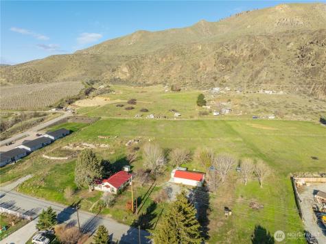 123 Chelan Falls Chelan Falls WA 98817