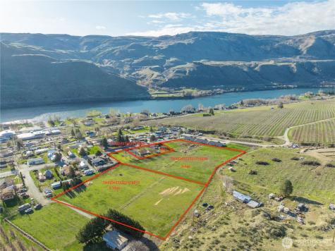 123 Chelan Falls Chelan Falls WA 98817