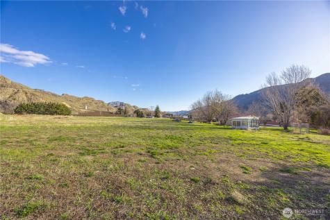 123 Chelan Falls Chelan Falls WA 98817