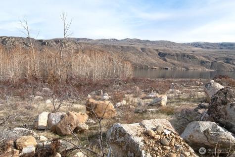 0 Lot 1 Lazy Lightning Lp Pateros WA 98846