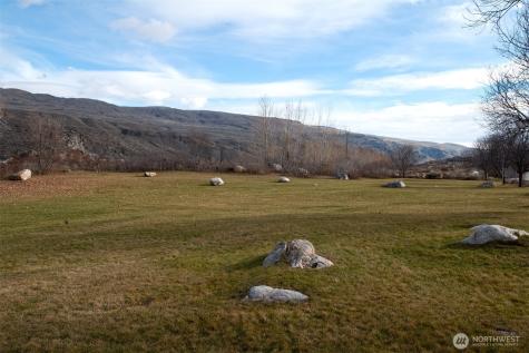 0 Lot 1 Lazy Lightning Lp Pateros WA 98846