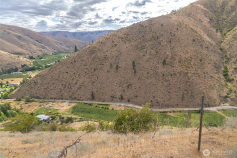 5058 Mills Canyon Road Entiat WA 98822