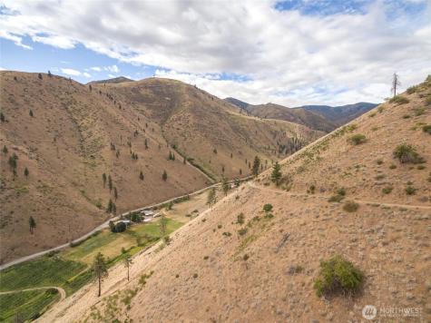 5058 Mills Canyon Road Entiat WA 98822
