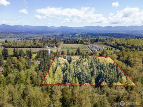 67 258th Avenue NE Redmond WA 98053