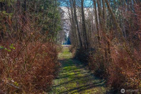 67 258th Avenue NE Redmond WA 98053