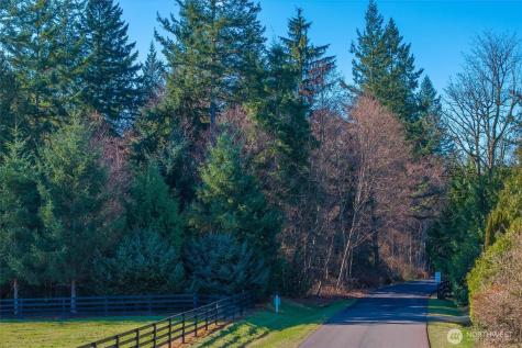 67 258th Avenue NE Redmond WA 98053