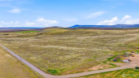 0 W Sr 24 Sunnyside WA 98944