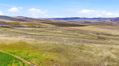 0 W Sr 24 Sunnyside WA 98944