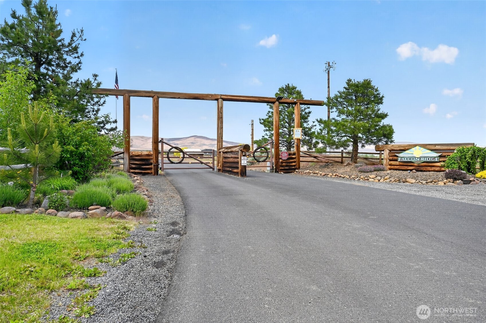 130 Red Tail Road Yakima WA 98908