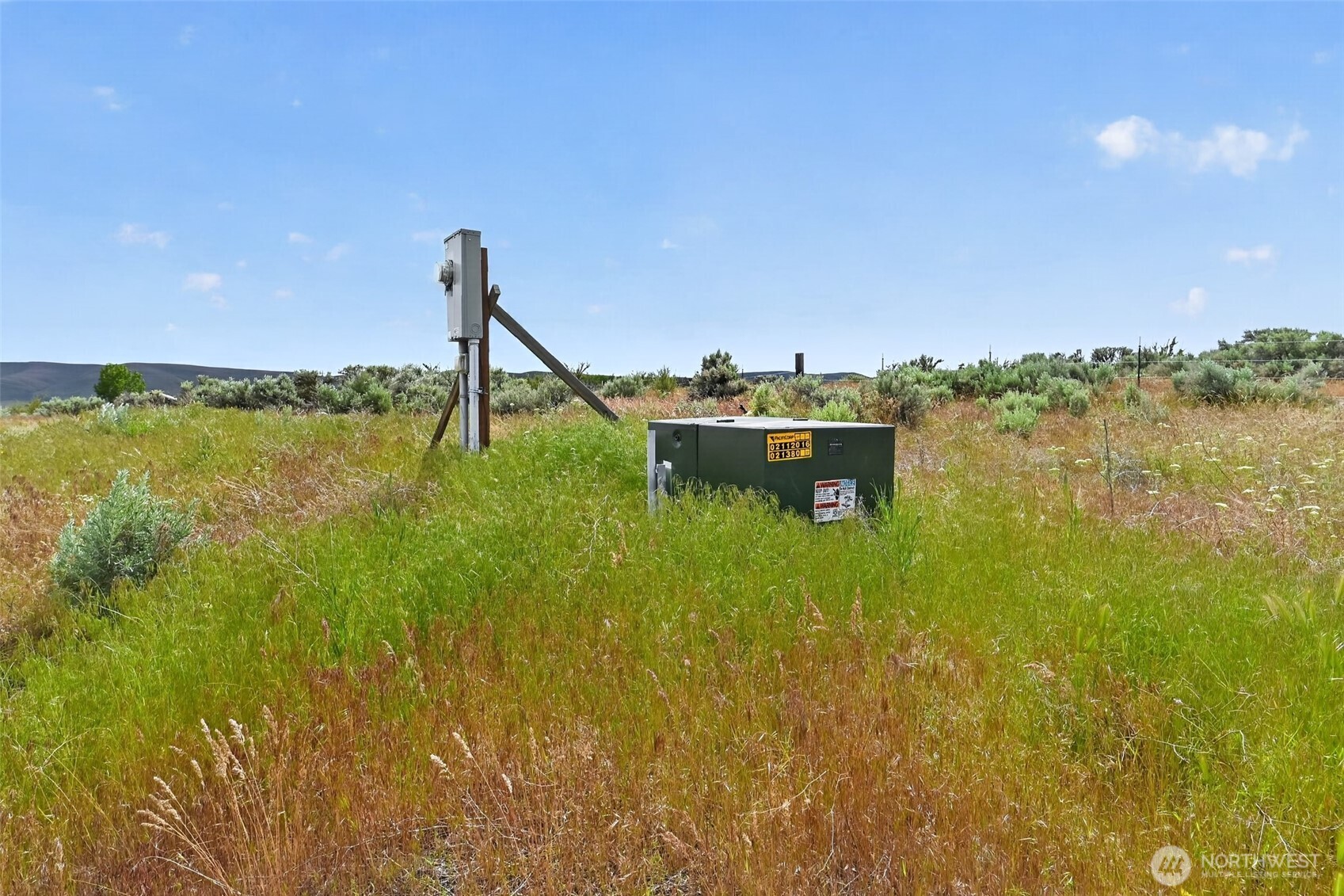 130 Red Tail Road Yakima WA 98908