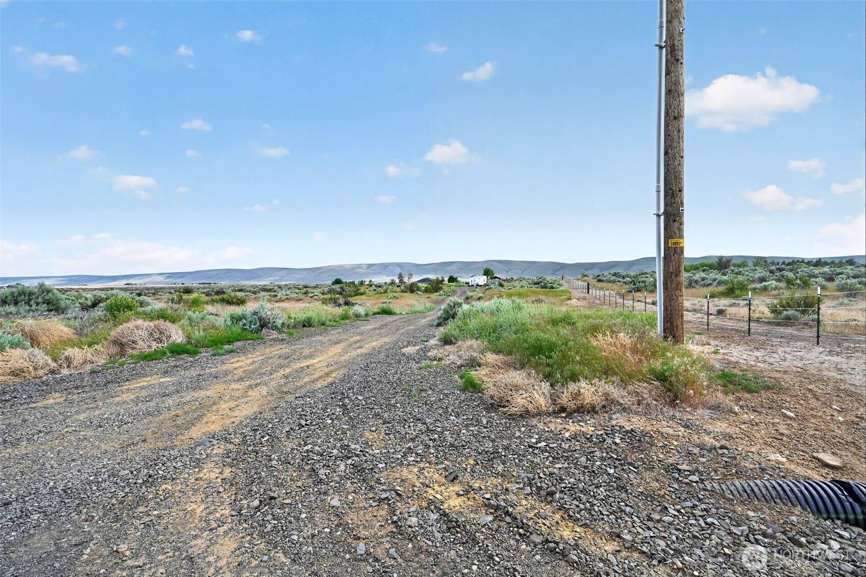 130 Red Tail Road Yakima WA 98908