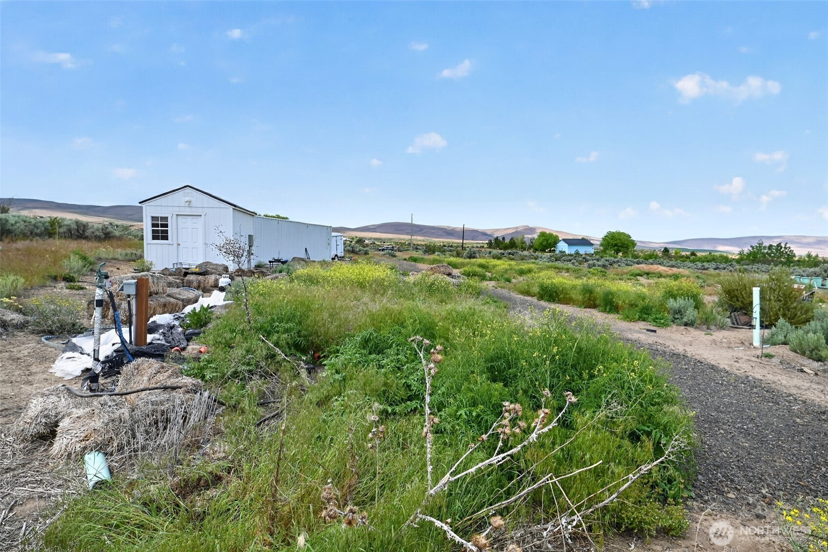 130 Red Tail Road Yakima WA 98908