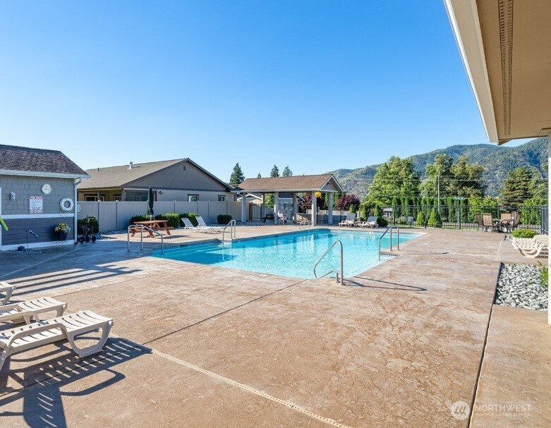 516 Village Drive Manson WA 98831