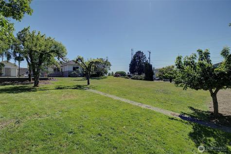 64 32nd Avenue S Seattle WA 98118