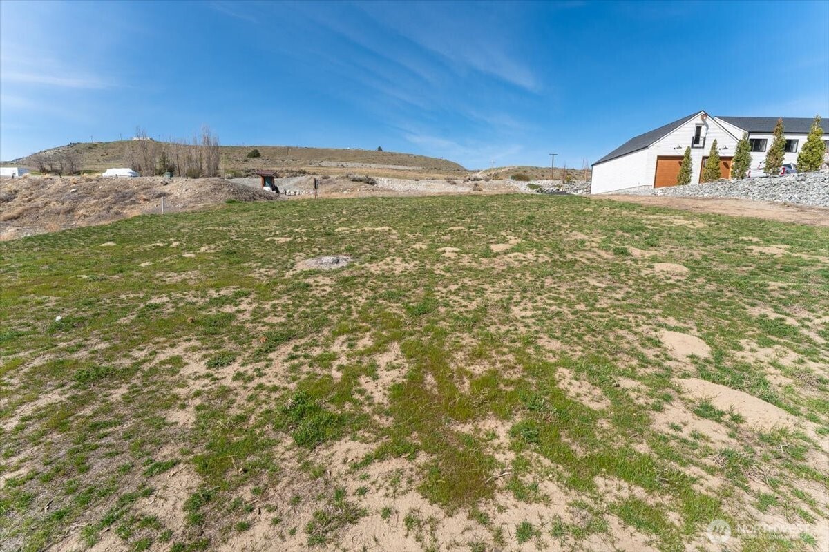 519 Hidden Lane Chelan WA 98816