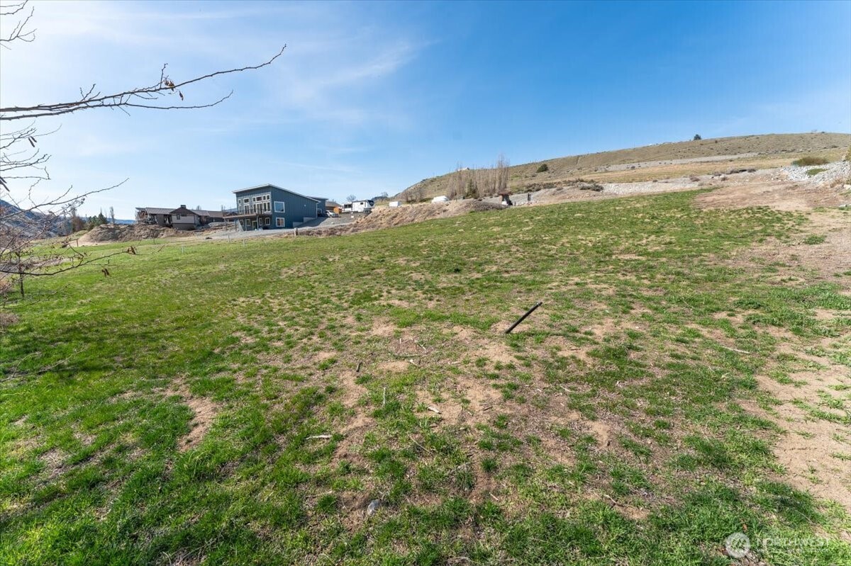 519 Hidden Lane Chelan WA 98816