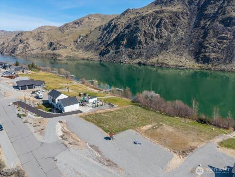 519 Hidden Lane Chelan WA 98816