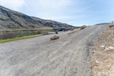 519 Hidden Lane Chelan WA 98816