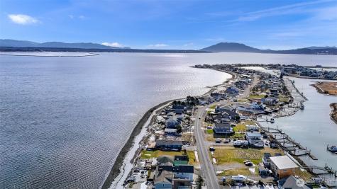 42 Saltspring Drive Ferndale WA 98248