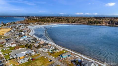 42 Saltspring Drive Ferndale WA 98248