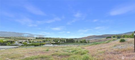 236 S Partridge Lane East Wenatchee WA 98802
