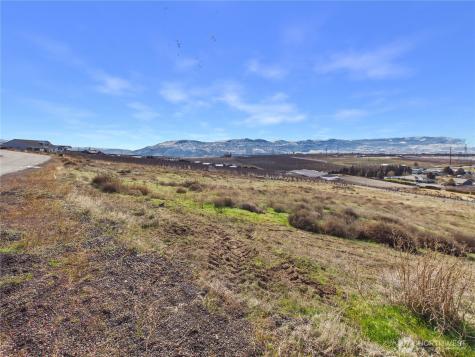 236 S Partridge Lane East Wenatchee WA 98802