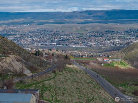 11 Methow Street Wenatchee WA 98801