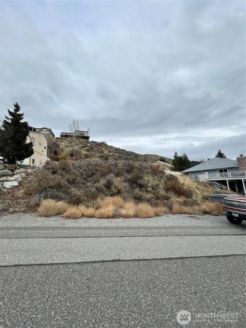 139 Bogey Boulevard Chelan WA 98816