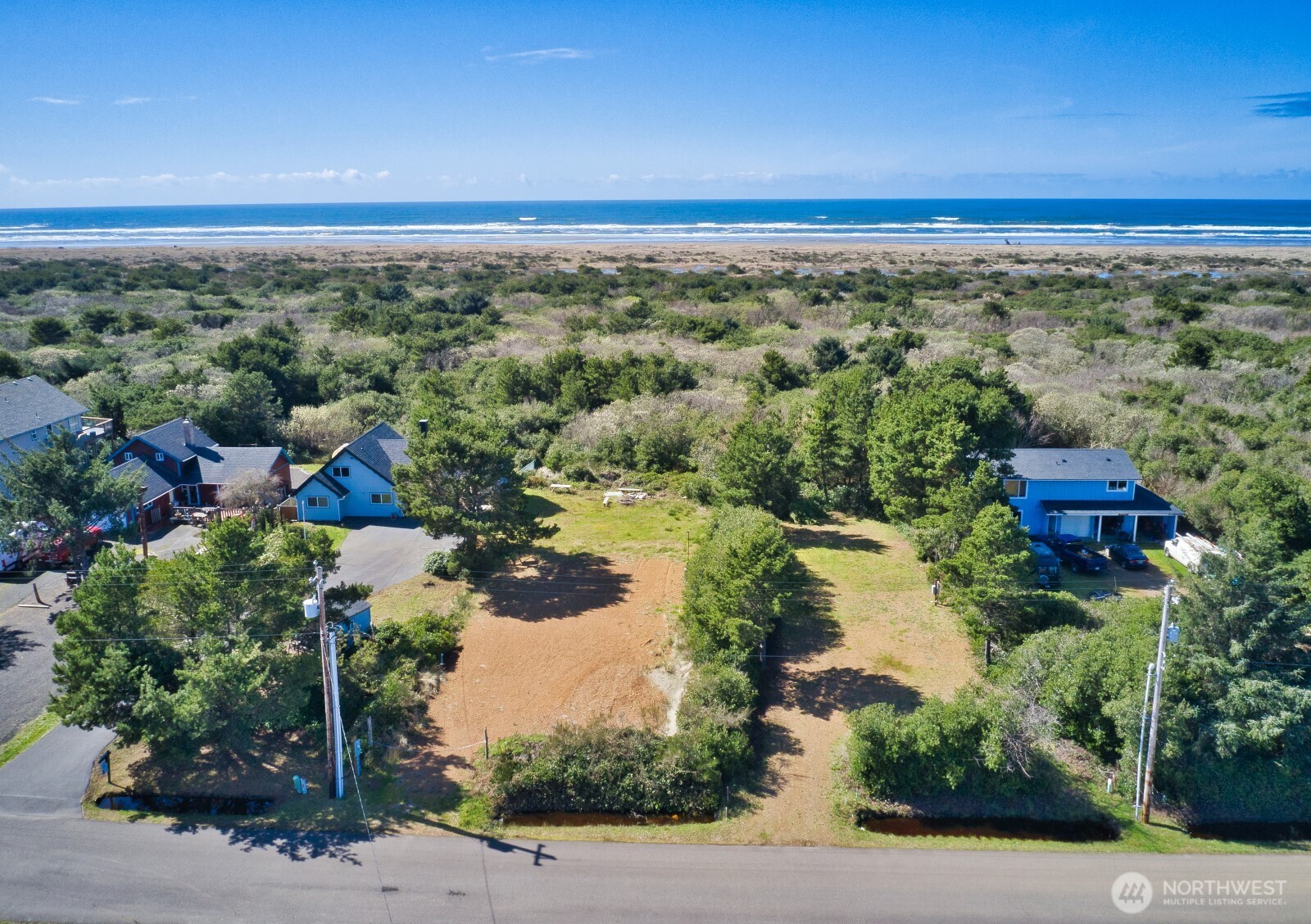 317 Sand Dune Avenue NW Ocean Shores WA 98569