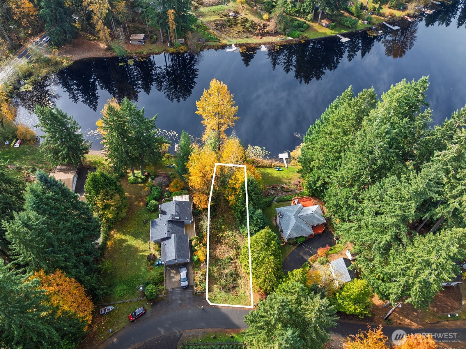 33401 E Lake Holm Drive SE Auburn WA 98092