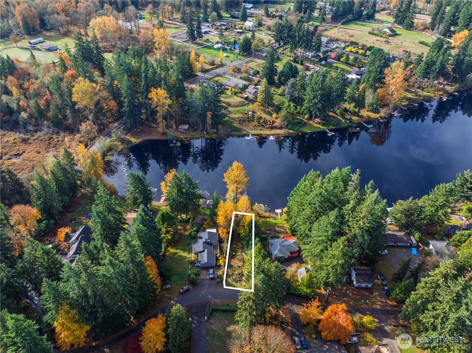 33401 E Lake Holm Drive SE Auburn WA 98092