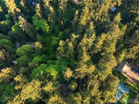 0 91 Street Avenue SE Mercer Island WA 98040