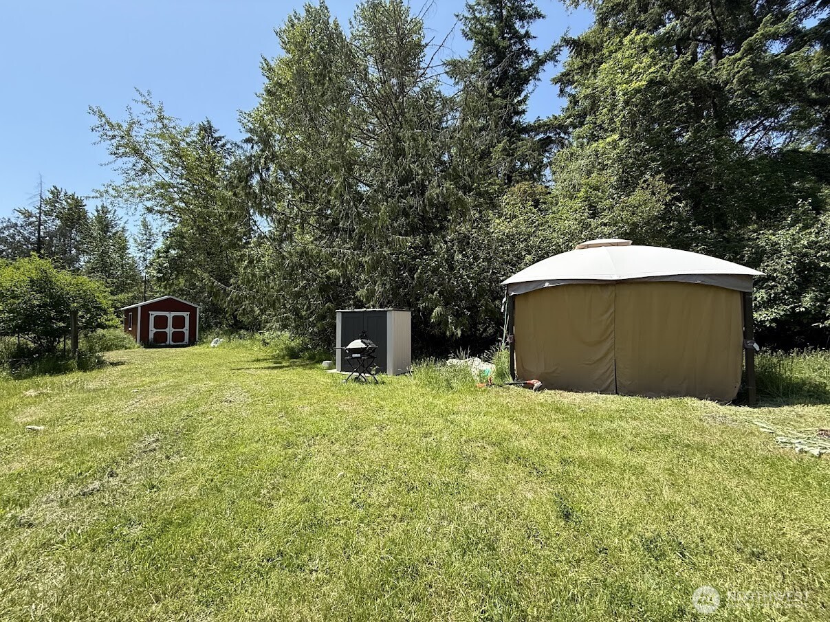 22110 70th Avenue E Spanaway WA 98387