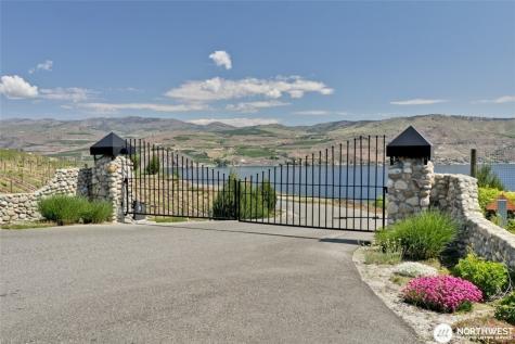 145 Mirabella Drive Chelan WA 98816