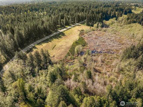 1487 SW Chipmunk Hill Lane Port Orchard WA 98367
