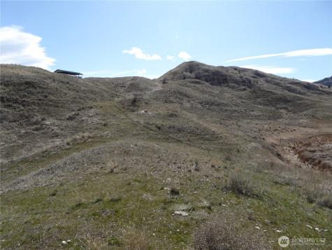 170 Henry Road Tonasket WA 98855
