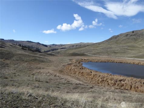 170 Henry Road Tonasket WA 98855