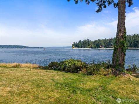 17274 Angeline Avenue South NE Suquamish WA 98392