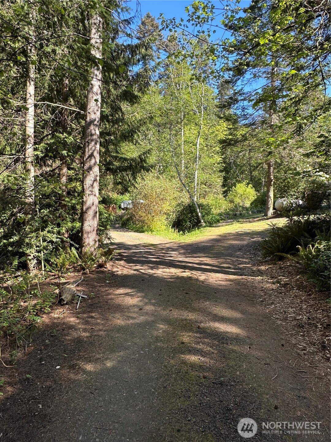11 NE Shore Drive Indianola WA 98342