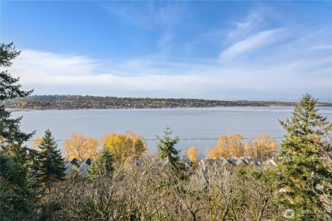 1409 N 24th Street Renton WA 98056