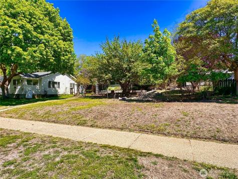 605 Aspen Street Coulee Dam WA 99116