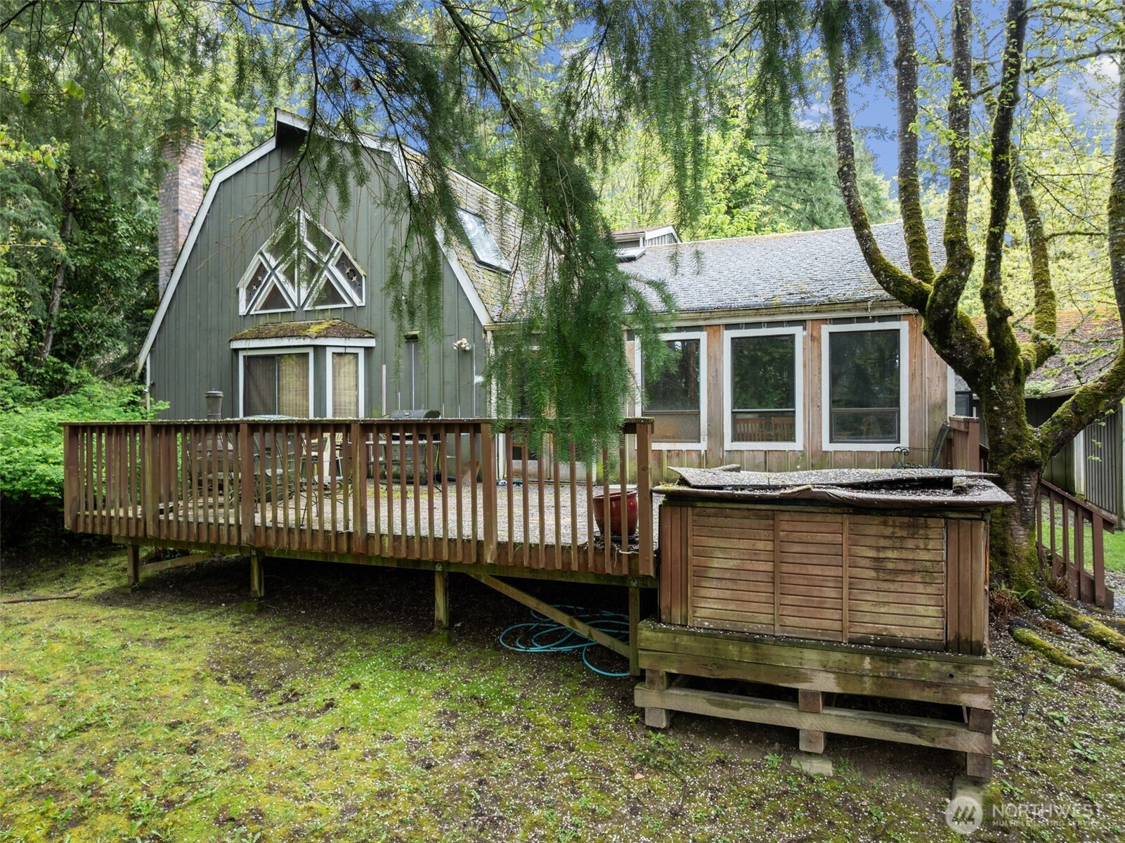 611 208th Avenue SE Sammamish WA 98074