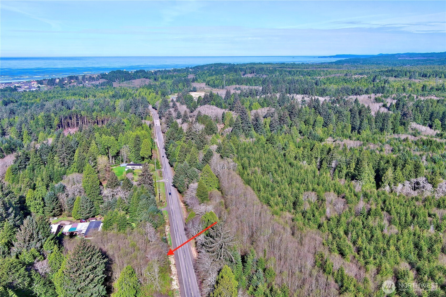 31 Ocean Beach Road Pacific Beach WA 98571