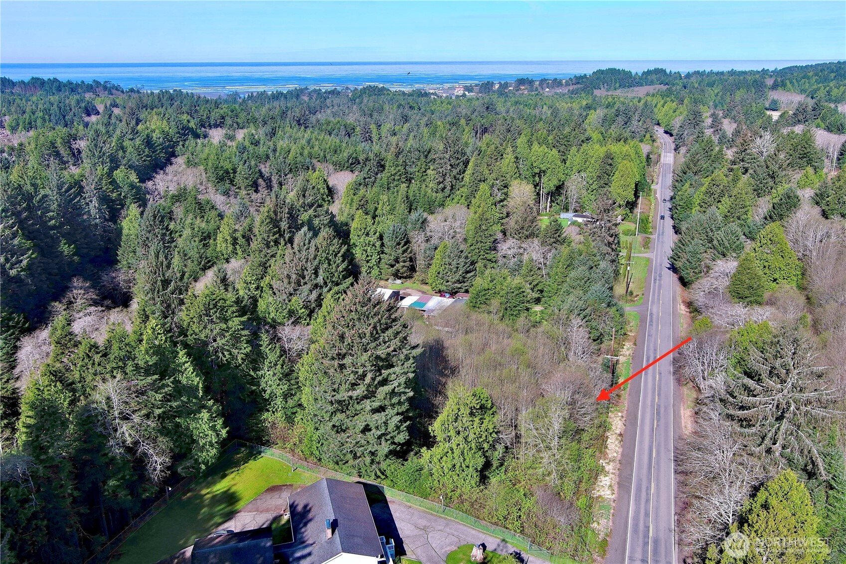 31 Ocean Beach Road Pacific Beach WA 98571