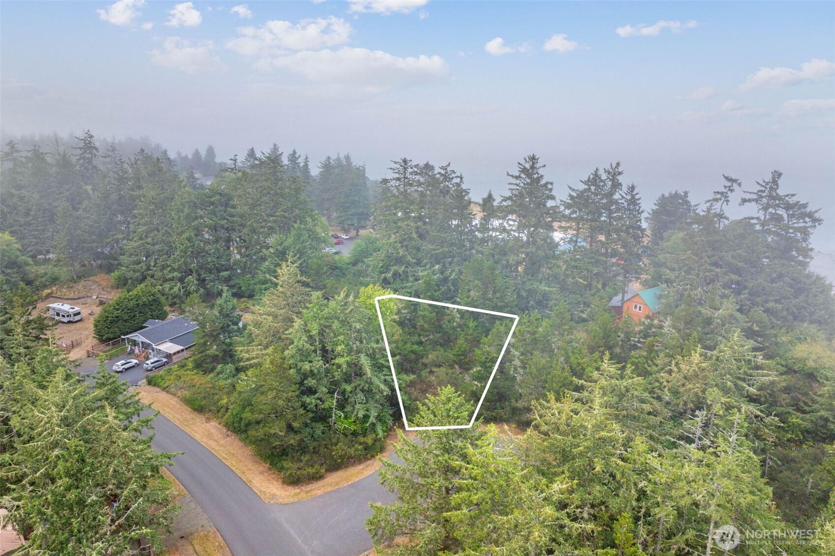 1016 Lola Court Ocean Shores WA 98569