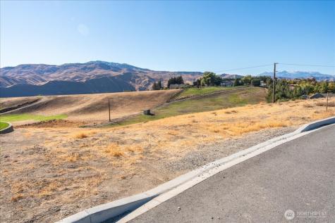 21 Margaret Lane Wenatchee WA 98801